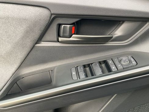 New 2026 Toyota C-HR image 13