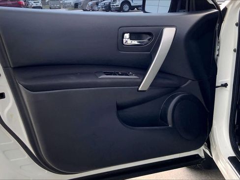 Used 2015 Nissan Rogue S w/ Convenience Package image 19