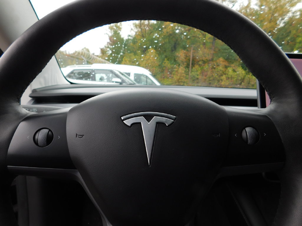 Used 2021 Tesla Model 3 Standard Range Plus RWD image 21