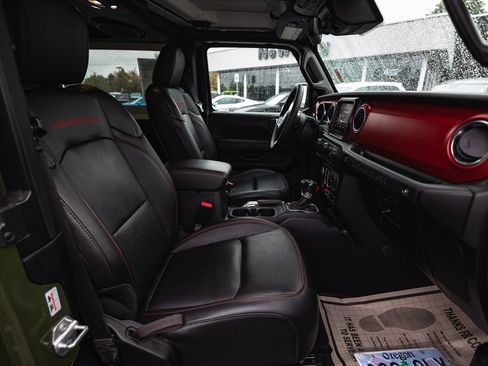 Used 2021 Jeep Wrangler Rubicon w/ Uconnect 4C Nav & Sound Group image 22