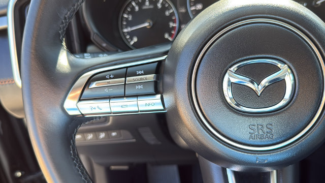 Used 2025 MAZDA CX-50 AWD 2.5 S w/ Premium Plus Pkg image 12