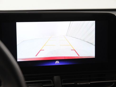 Certified 2024 Chevrolet Trax LT w/ Sunroof Package image 12