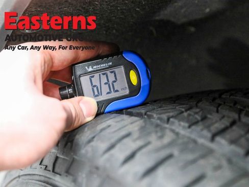 Used 2022 Chevrolet Traverse LT image 29