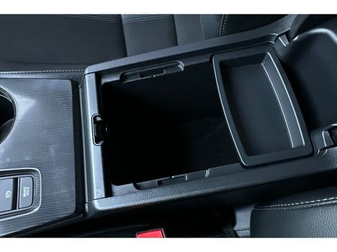 Certified 2024 Honda Civic Sport image 31