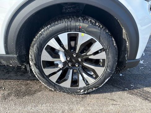 New 2026 Ford Explorer Platinum w/ LUX Leather Package image 12