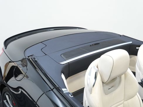 Used 2015 Mercedes-Benz SL 63 AMG image 15