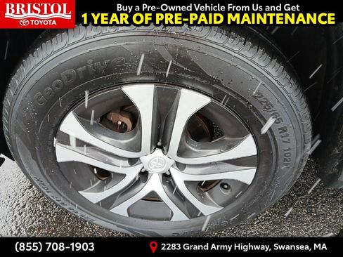 Used 2016 Toyota RAV4 LE image 12