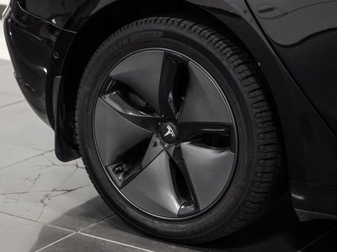 Used 2018 Tesla Model 3 Long Range image 62