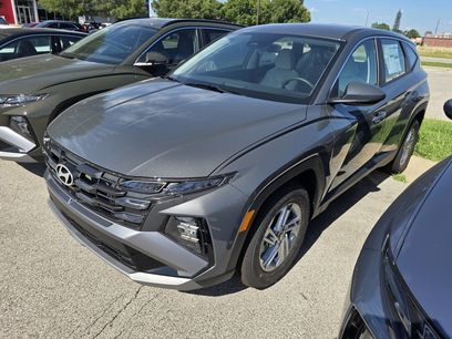 New 2025 Hyundai Tucson SE