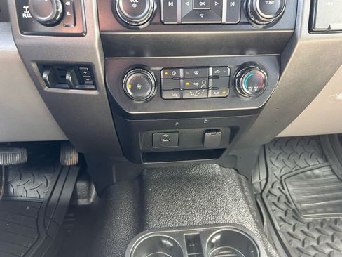 Used 2019 Ford F250 XL w/ Power Equipment Group AWD/4WD image 18