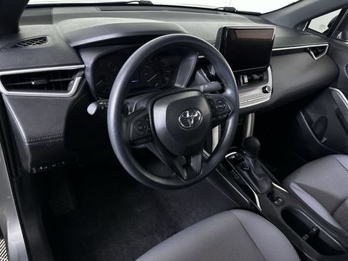 Used 2025 Toyota Corolla Cross AWD Hybrid image 10