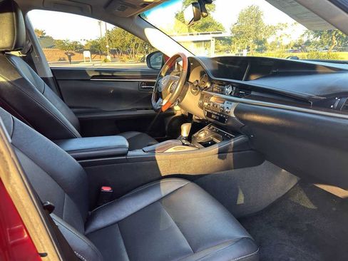 Used 2016 Lexus ES 350 image 11