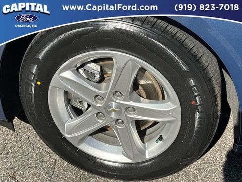 Used 2024 Chevrolet Malibu LS w/ LPO, Floor Liner Package FWD image 13