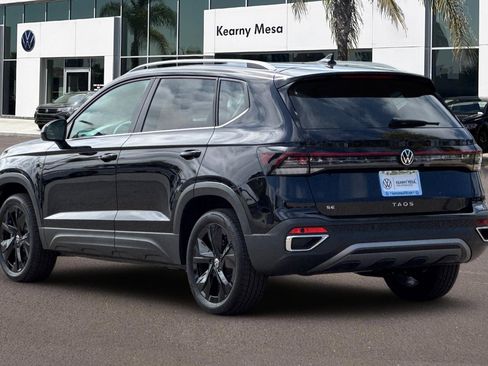 New 2025 Volkswagen Taos SE image 6