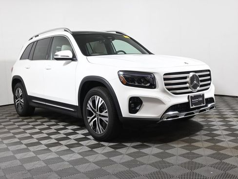 Certified 2026 Mercedes-Benz GLB 250 4MATIC image 9