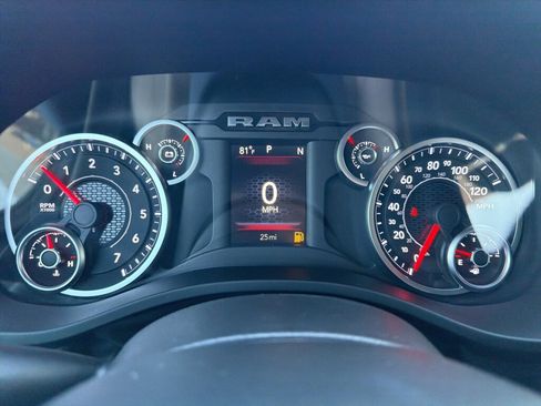 New 2026 RAM 1500 Big Horn AWD/4WD image 17