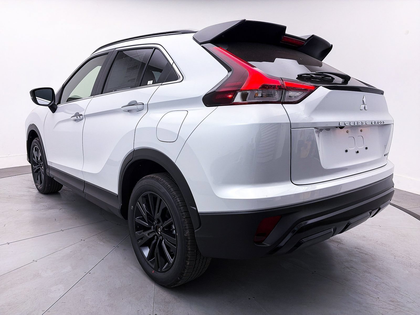 Used 2026 Mitsubishi Eclipse Cross AWD image 4