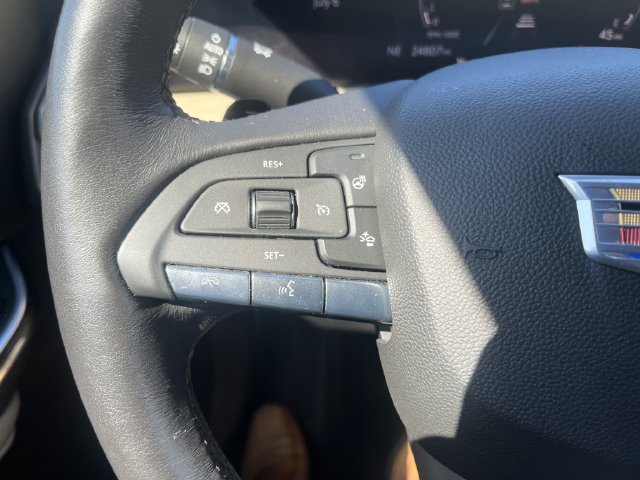 Used 2024 Cadillac XT4 Luxury w/ Cold Weather Package AWD/4WD image 20