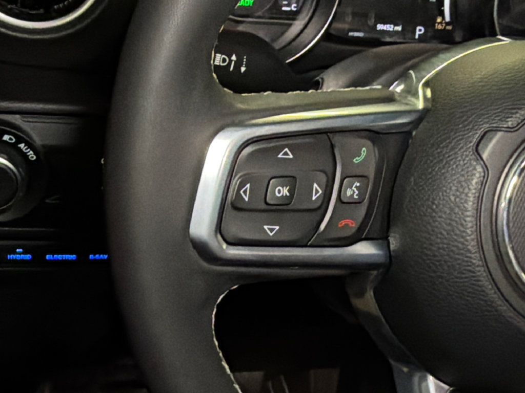 Used 2023 Jeep Wrangler Unlimited Sahara w/ Cold Weather Group AWD/4WD image 22