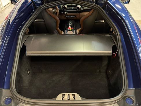 Used 2019 Ferrari 812 Superfast RWD image 37