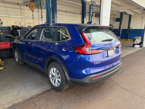 Used 2024 Honda CR-V LX image 13