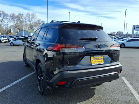 Used 2024 Toyota Corolla Cross AWD Hybrid image 2
