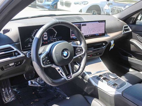 Used 2026 BMW 330i Sedan w/ M Sport Package RWD image 15