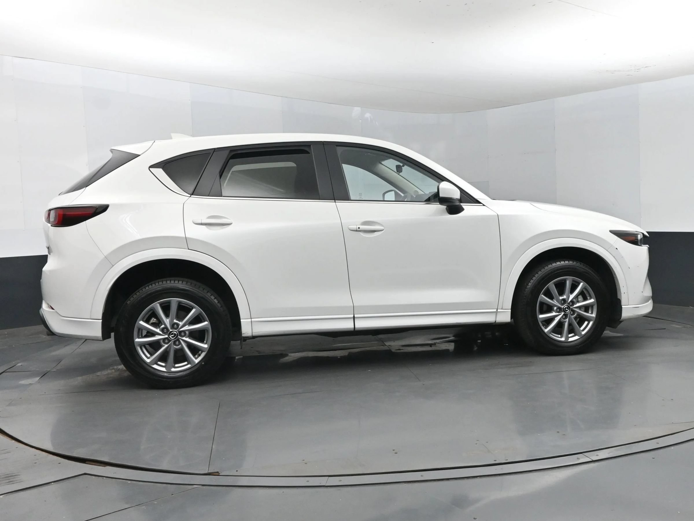 Used 2025 MAZDA CX-5 AWD 2.5 S w/ Select Package image 4