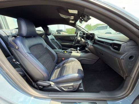 Used 2025 Ford Mustang Dark Horse RWD image 11