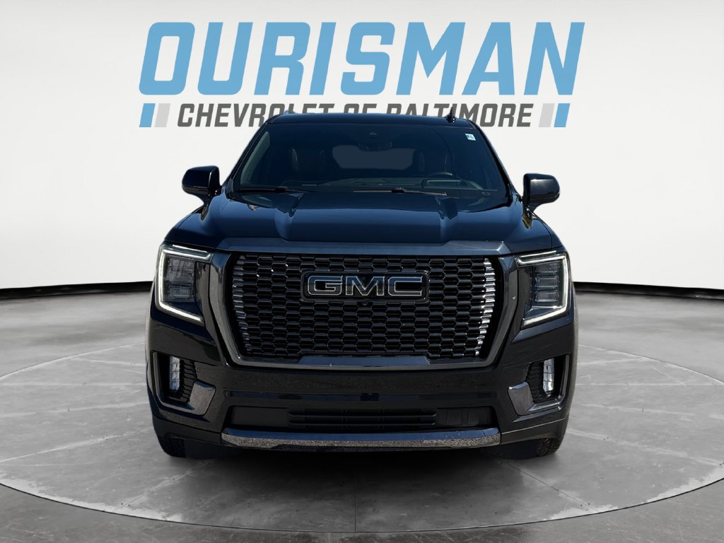 Used 2023 GMC Yukon XL Denali Ultimate AWD/4WD image 8