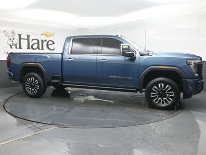 Used 2025 GMC Sierra 2500 Denali Ultimate w/ Max Trailering Package