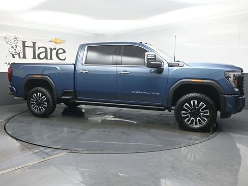 Used 2025 GMC Sierra 2500 Denali Ultimate w/ Max Trailering Package AWD/4WD image 1