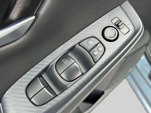 Certified 2025 Nissan Sentra SV image 17