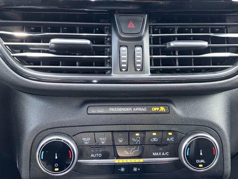 Used 2024 Ford Escape ST-Line FWD image 5