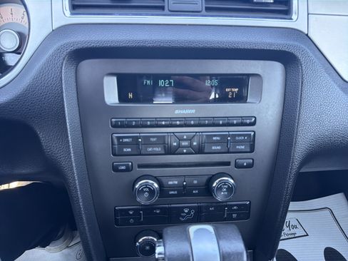 Used 2012 Ford Mustang Premium image 24