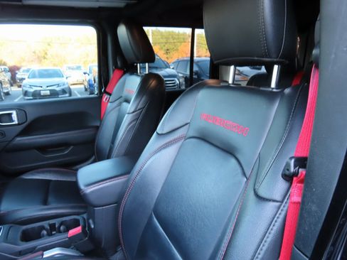 Used 2020 Jeep Wrangler Unlimited Rubicon w/ Quick Order Package 28Y Recon image 30