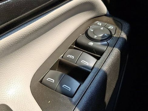 Used 2023 Chevrolet Equinox LS w/ Driver Confidence II Package FWD image 30