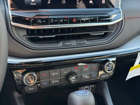 New 2026 Jeep Compass Trailhawk AWD/4WD image 23