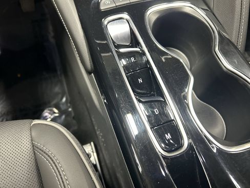 Certified 2023 Buick Envision Avenir AWD/4WD image 17