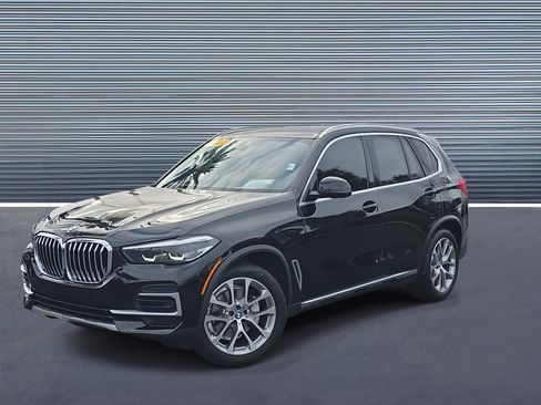 Used 2022 BMW X5 xDrive40i image 1