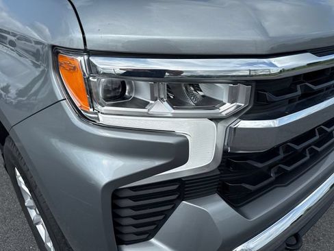 Used 2025 Chevrolet Silverado 1500 LT AWD/4WD image 12