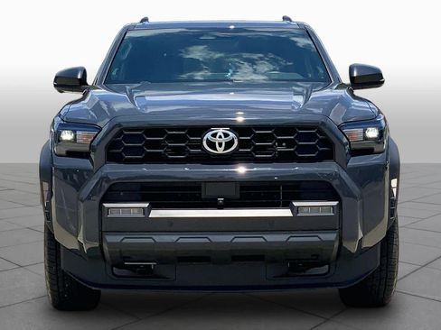 Used 2025 Toyota 4Runner TRD Off-Road Premium AWD/4WD image 4