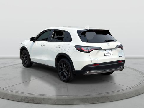 Used 2024 Honda HR-V Sport image 4