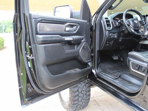 Used 2019 RAM 1500 Laramie w/ Sport Appearance Package AWD/4WD image 34