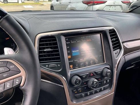 Used 2016 Jeep Grand Cherokee Overland w/ Advanced Technology Group image 6