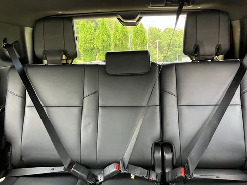 Used 2024 Toyota Sequoia Platinum AWD/4WD image 34