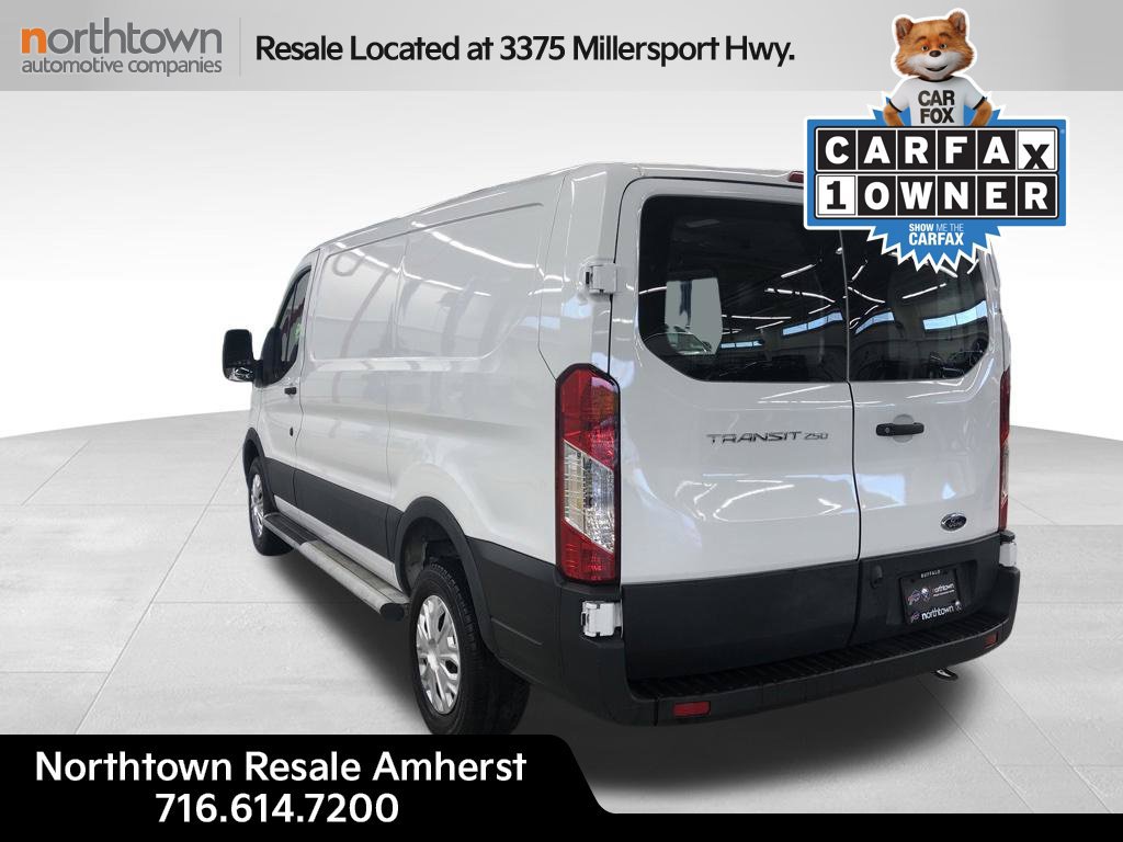 Used 2025 Ford Transit 250 Low Roof w/ Exterior Upgrade Package RWD image 3