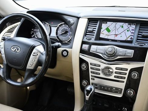 Used 2019 INFINITI QX80 Luxe w/ Proactive Package AWD/4WD image 2