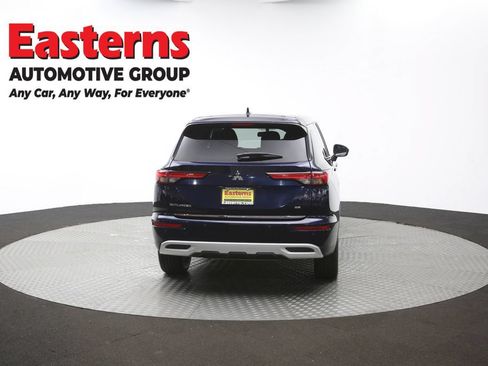 Used 2023 Mitsubishi Outlander SE AWD/4WD image 38