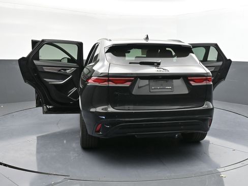 Used 2022 Jaguar F-PACE S image 45
